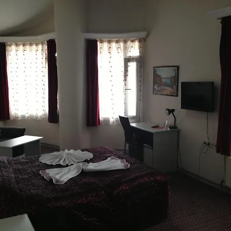 Elit Hotel Отель